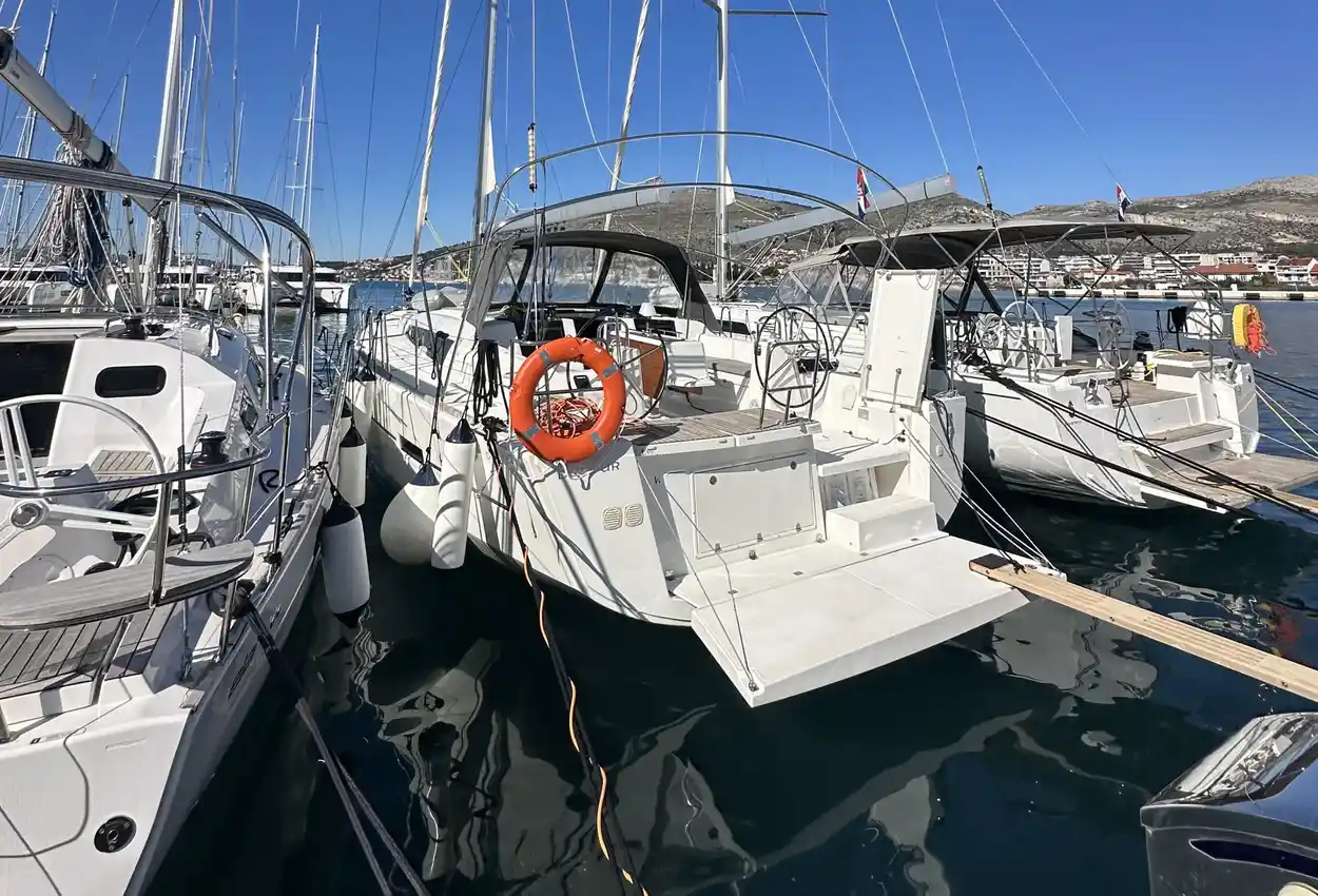 Thumbnail von Dufour 460 Grand Large