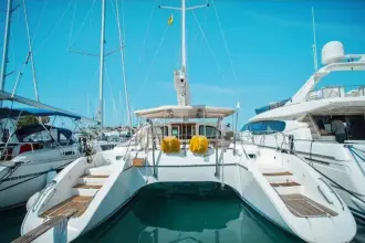 Thumbnail von Privilege 465