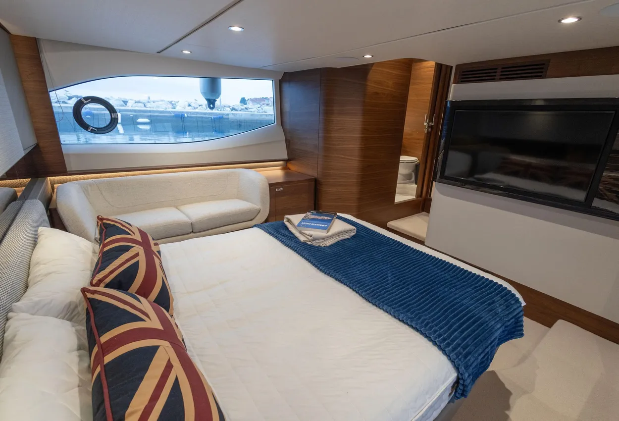 Thumbnail von Princess V55 Inna 2