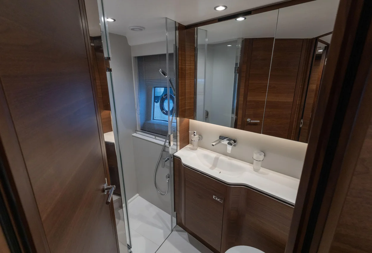 Thumbnail von Princess V55 Inna 2