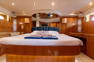 Thumbnail von Yaretti 2210