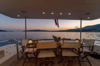 Thumbnail von Yaretti 2210