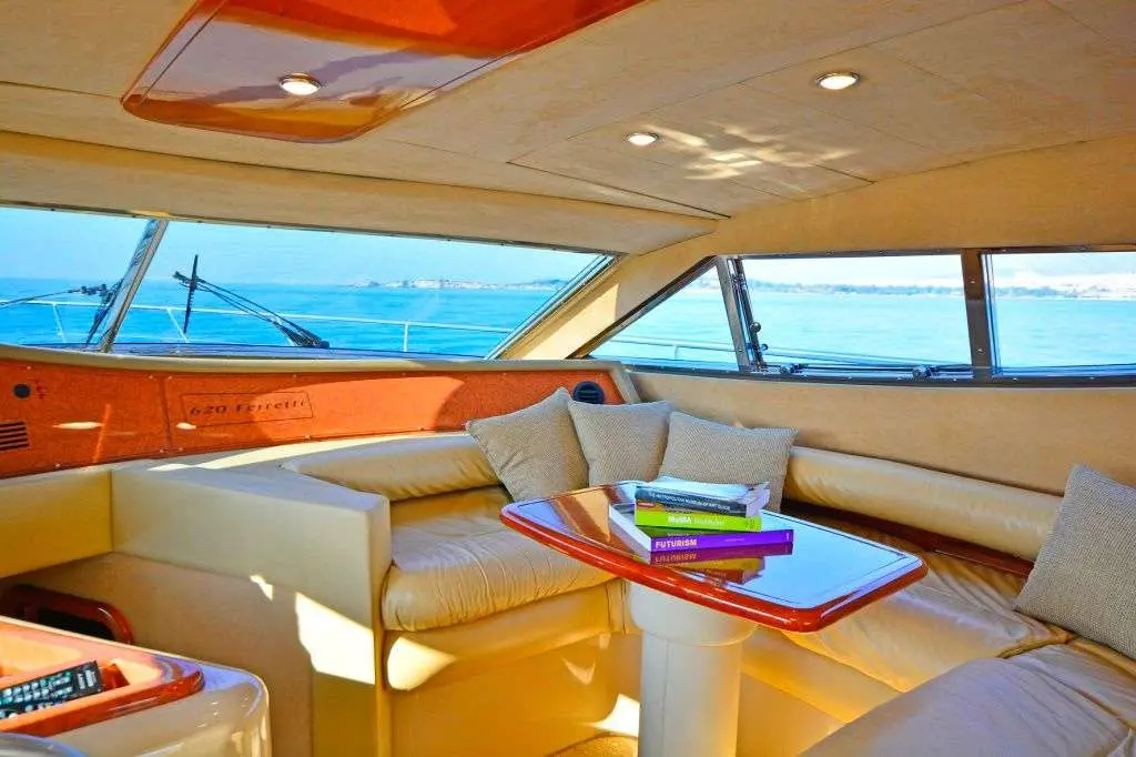 Thumbnail von Ferretti Yachts 620