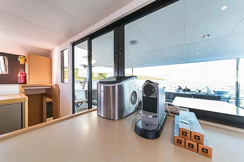 Thumbnail von Dufour Catamaran 48