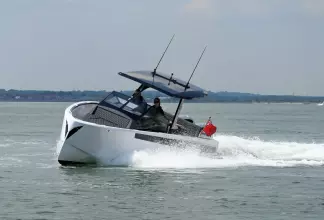 Thumbnail von Virtue V10 Top