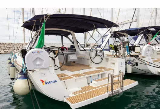 Beneteau Oceanis 45 Asteria - Standard line