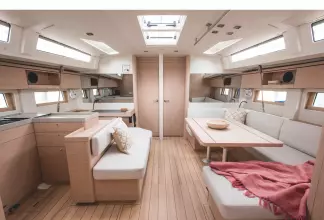 Thumbnail von Beneteau Oceanis 51.1 Aphros - Standard Line
