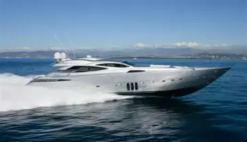 Pershing 115