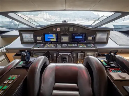 Thumbnail von Pershing 115