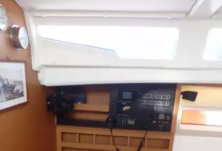 Thumbnail von Jeanneau Sun Odyssey 440 NENNELLA