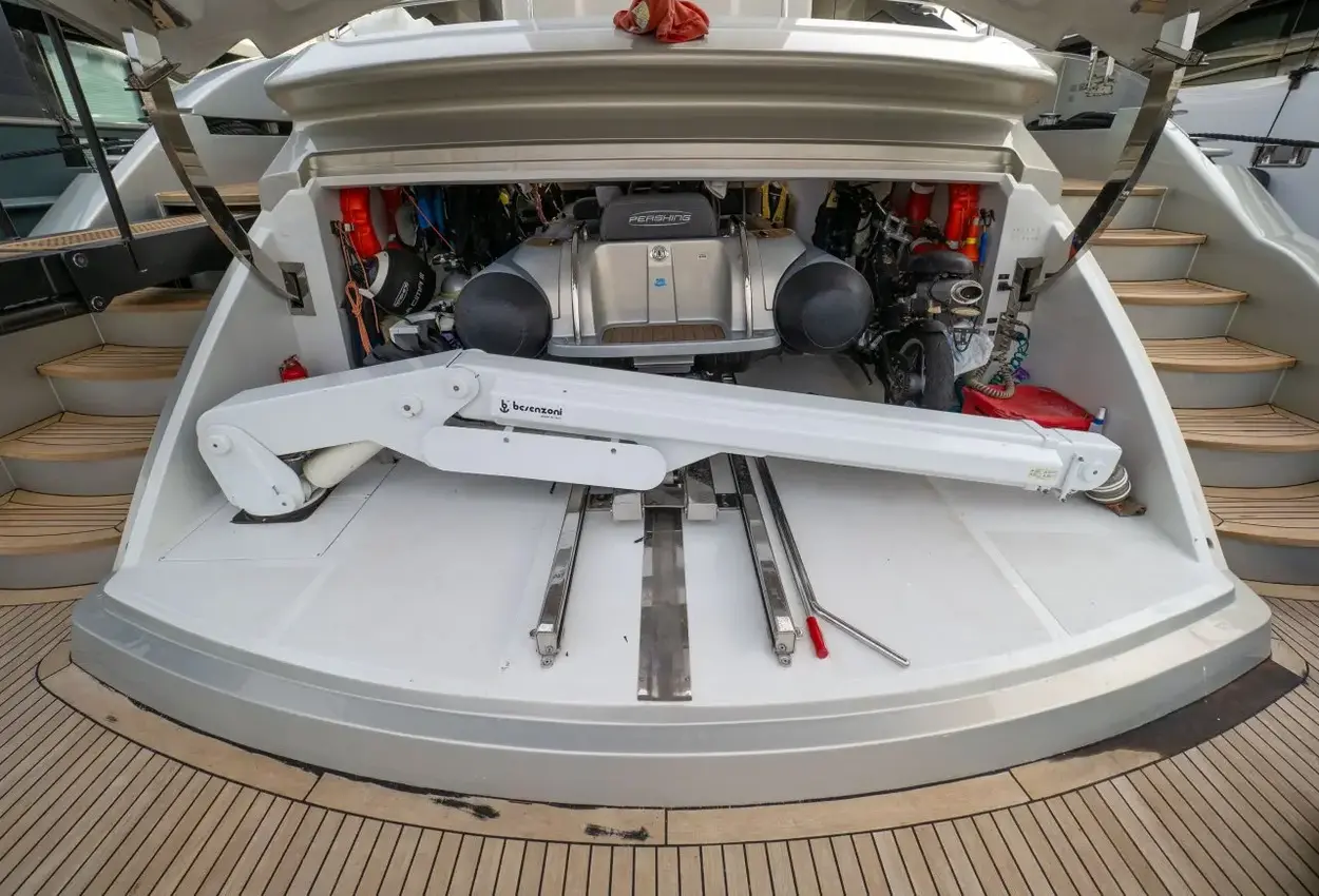 Thumbnail von Pershing 115 LA CIMA 3