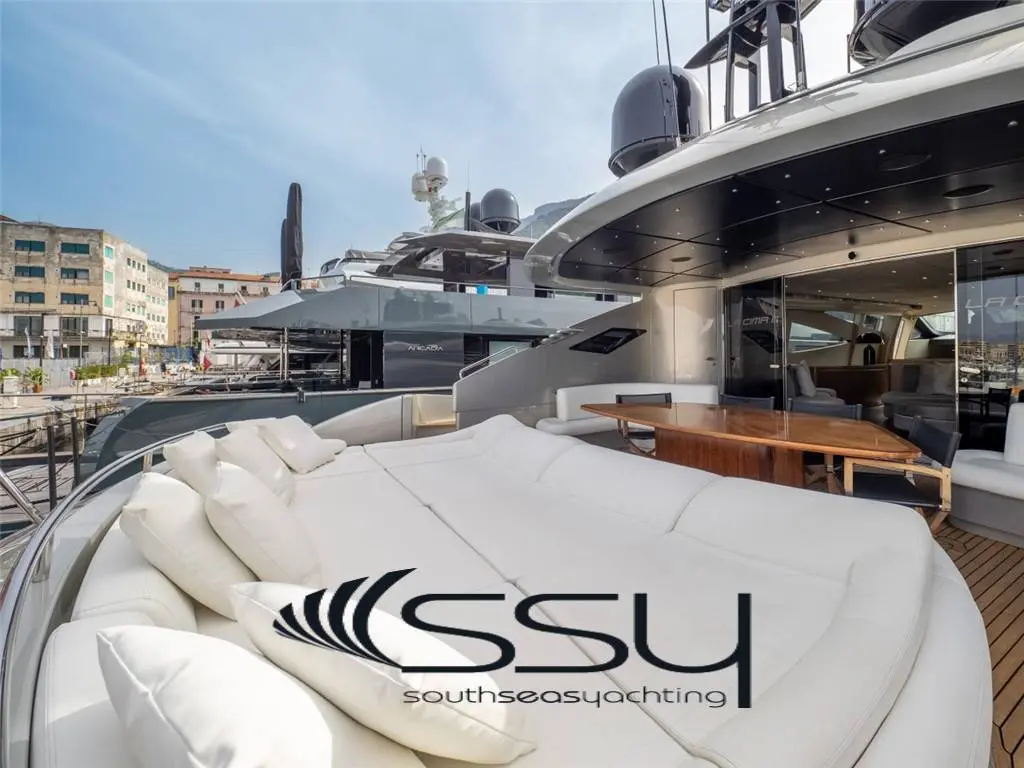 Thumbnail von Pershing 115 LA CIMA 3