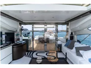 Thumbnail von Azimut 62 BARBA 3