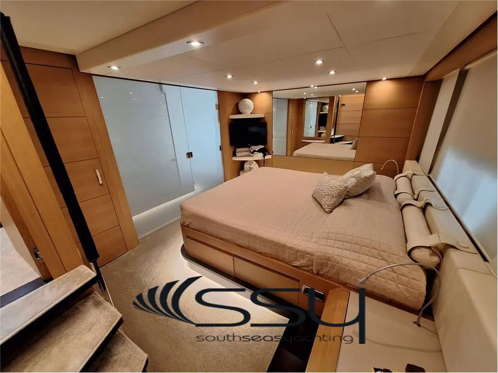 Thumbnail von Pershing 80 SUR