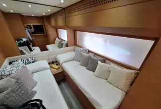 Thumbnail von Pershing 80 SUR