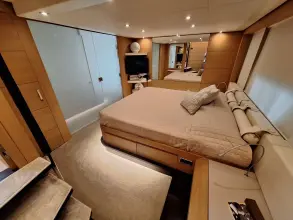 Thumbnail von Pershing 80 SUR