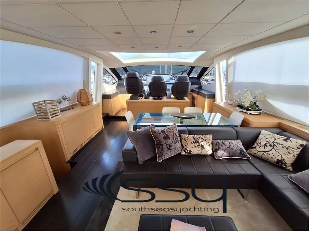 Thumbnail von Pershing 80 SUR