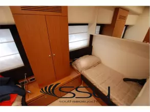 Thumbnail von Ferretti Yachts 530 ARCADIA