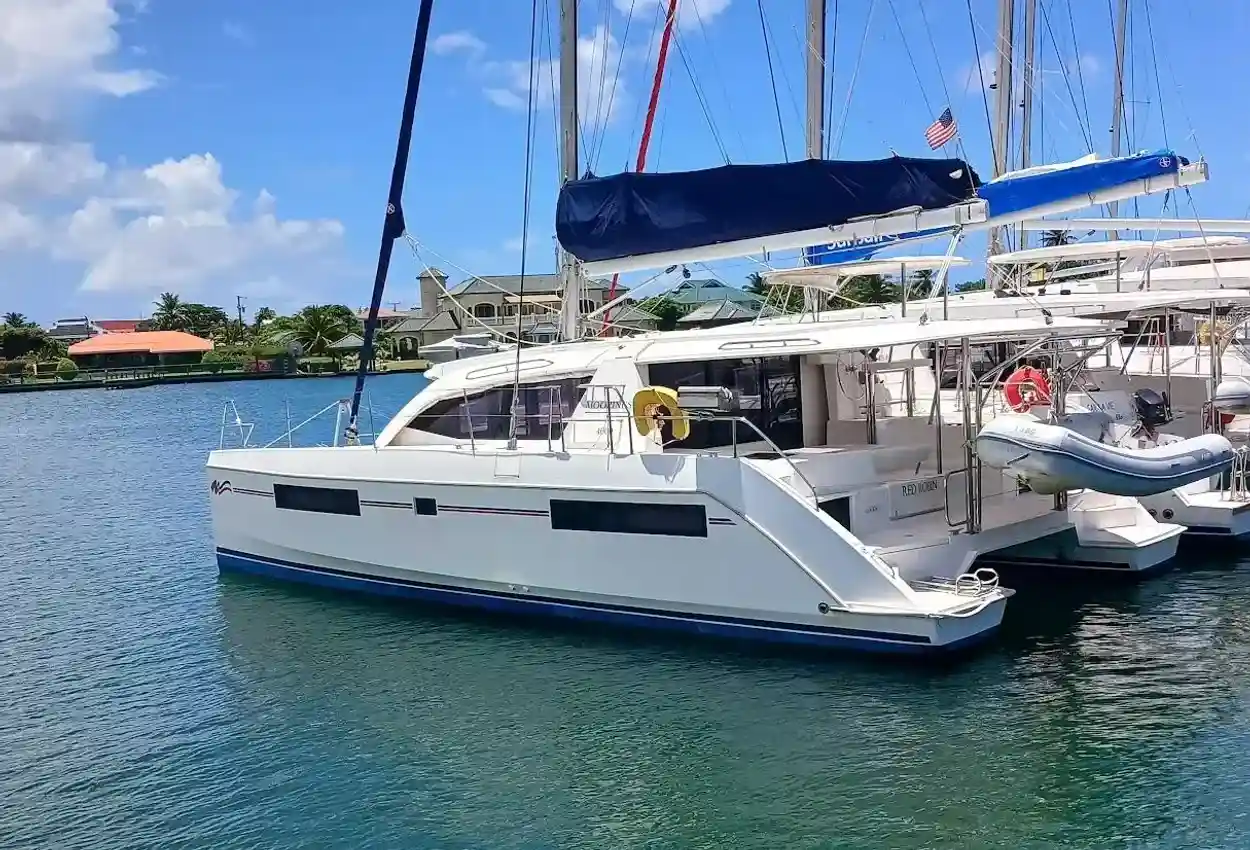 Leopard 40 RED ROBIN