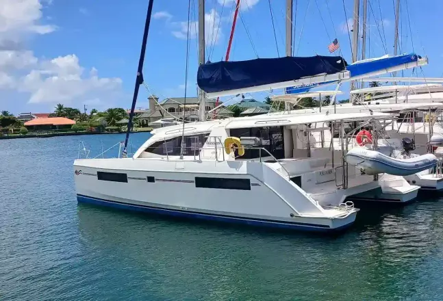 Leopard 40 RED ROBIN