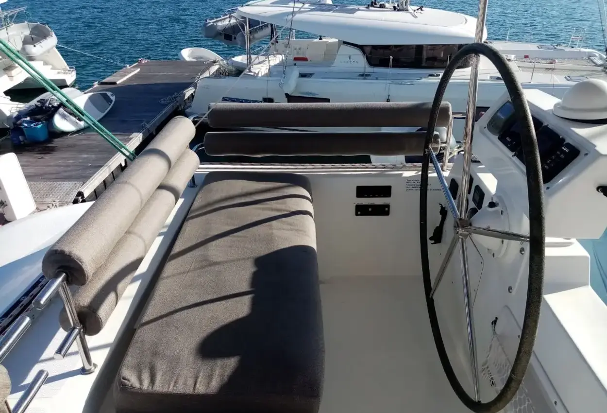 Thumbnail von Lagoon 620 Marlena