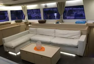 Thumbnail von Lagoon 620 Marlena