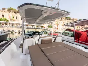 Thumbnail von Axopar 28 T Top RAPOXA