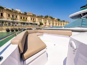 Thumbnail von Axopar 28 T Top RNB