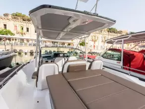 Thumbnail von Axopar 28 T Top RAPOXA