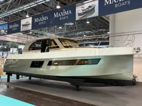 Maxima 37