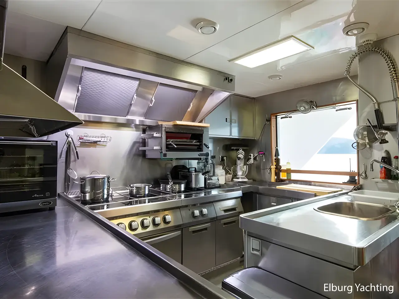 Thumbnail von Feadship Classic MY 'Monaco'