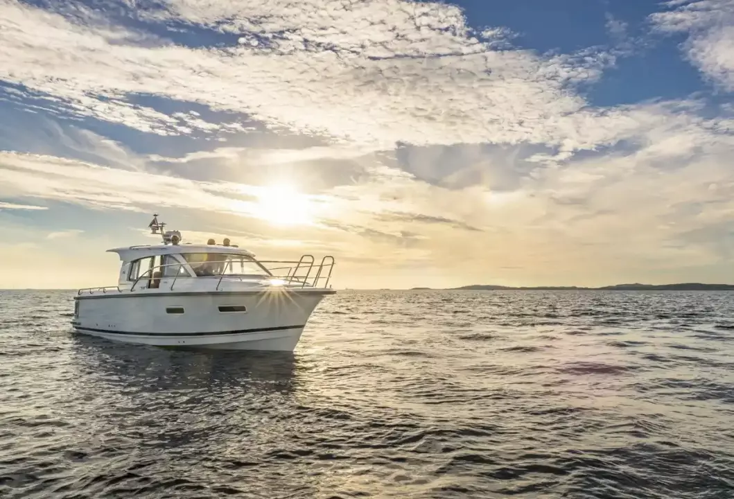 Nimbus 305 Coupe 238841