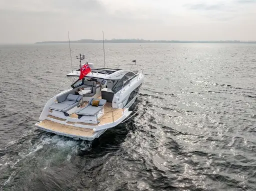 Thumbnail von Fairline Targa 40