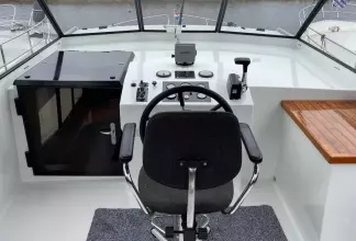 Thumbnail von Vri Jon 37 Vri-Jon Contessa 37 AK Cabrio