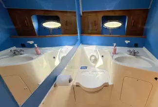 Thumbnail von Whitewater Wolfe 46 Flybridge