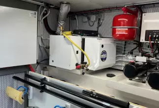 Thumbnail von Van Den Hoven Executive 15.00 MK II Van den Hoven Executive 15.00 MK II