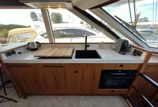 Thumbnail von Van Den Hoven Executive 15.00 MK II Van den Hoven Executive 15.00 MK II