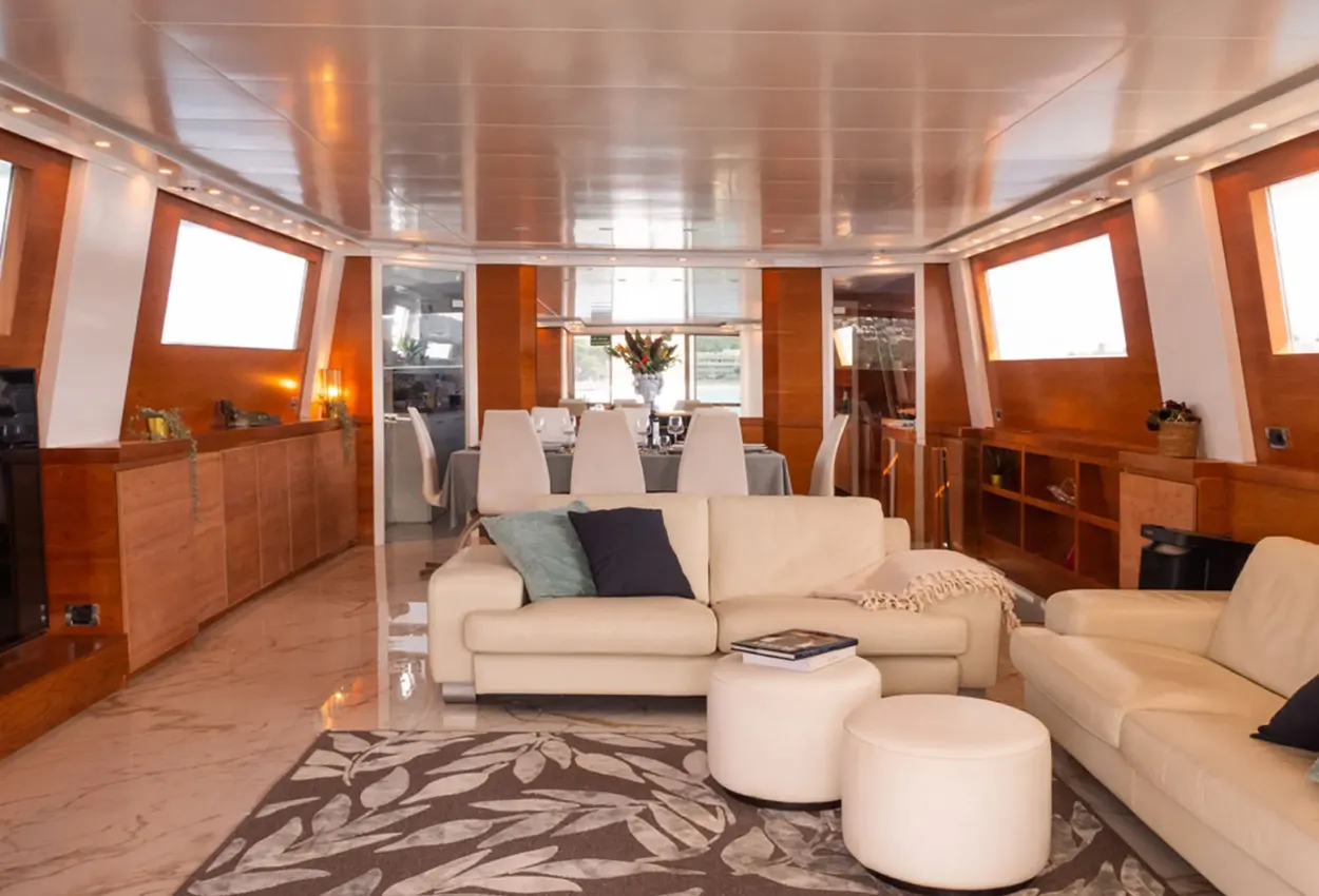 Thumbnail von Falcon 100