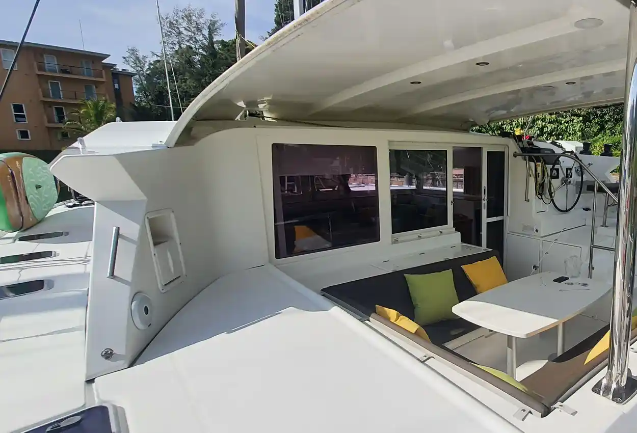 Thumbnail von Lagoon 420 Chirouble