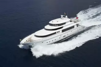 Thumbnail von Johnson 110 JOHNSON 110 FLYBRIDGE