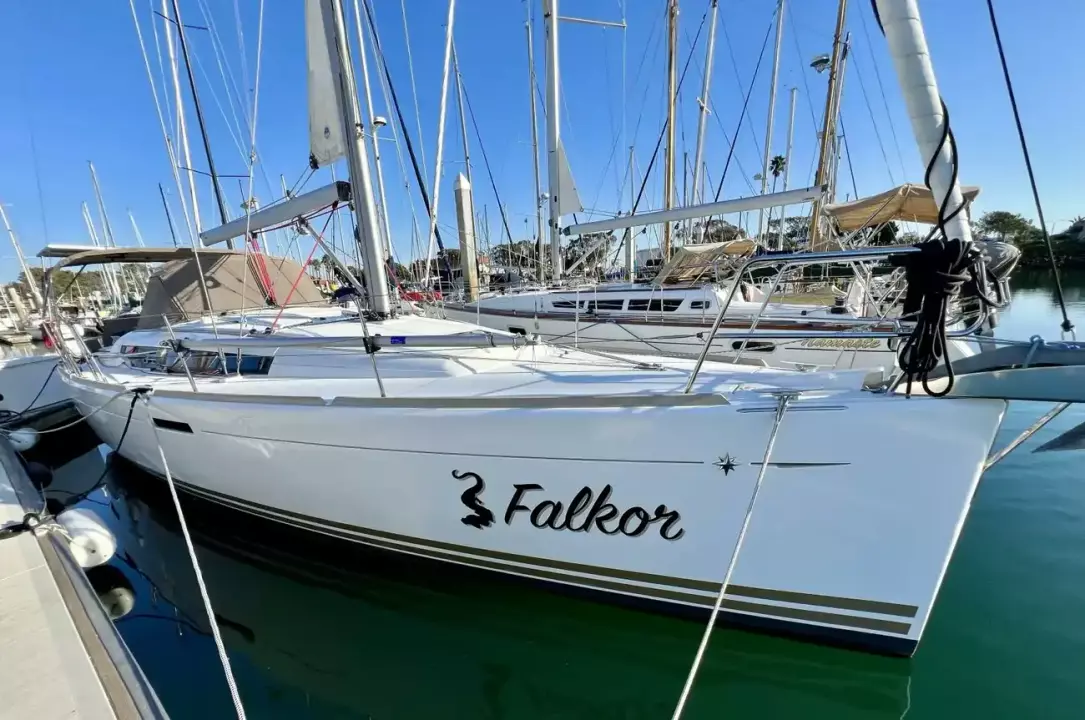 Jeanneau Sun Odyssey 379 Falkor