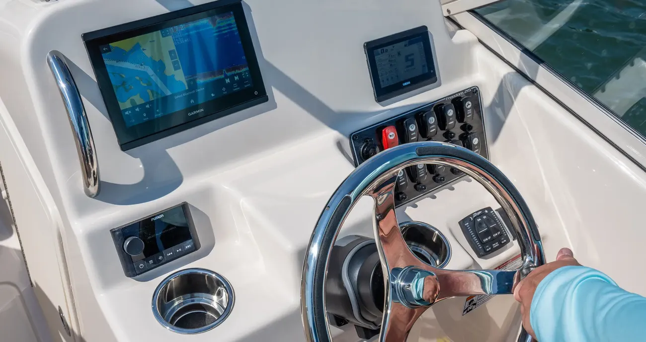 Thumbnail von Grady White Freedom 215