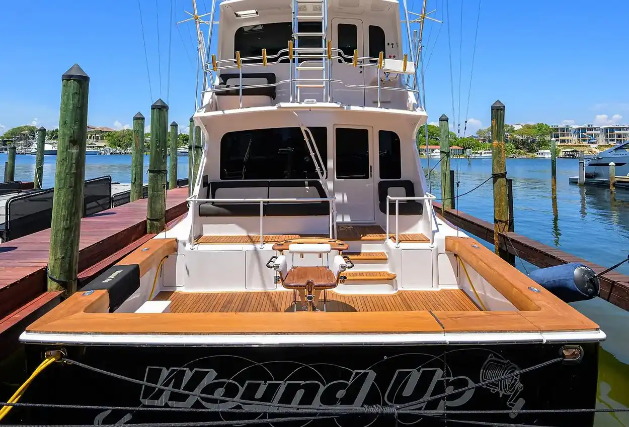 Viking 65 Enclosed Enclosed Bridge w/Tower