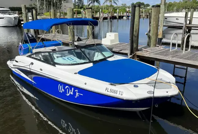 Monterey M 45 Sapphire hull