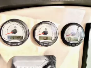 Thumbnail von Boston Whaler 270 Vantage