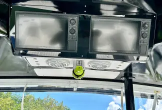 Thumbnail von Luhrs 320 Tournament