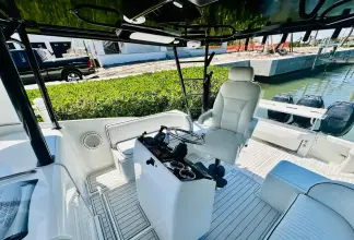 Thumbnail von Luhrs 320 Tournament