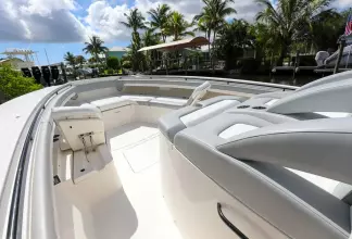 Thumbnail von Regulator 41 Grey Hull