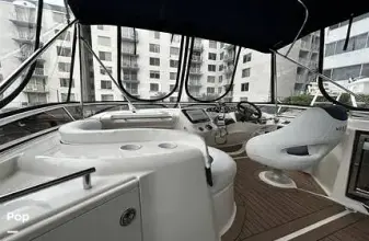 Thumbnail von Meridian 341 Sedan