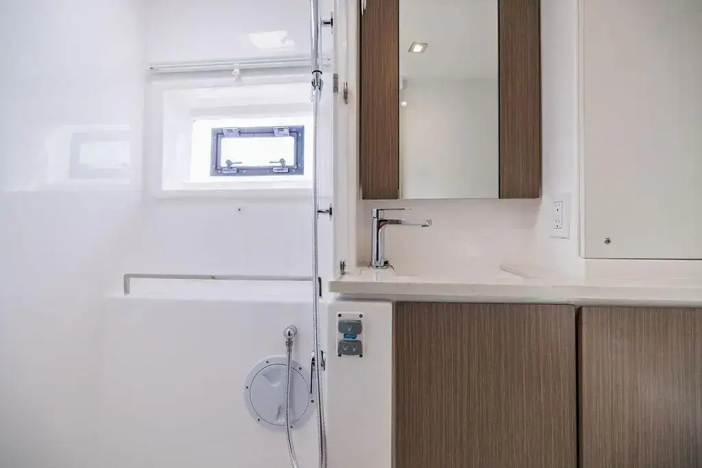 Thumbnail von Leopard 45 L45 - Hybrid